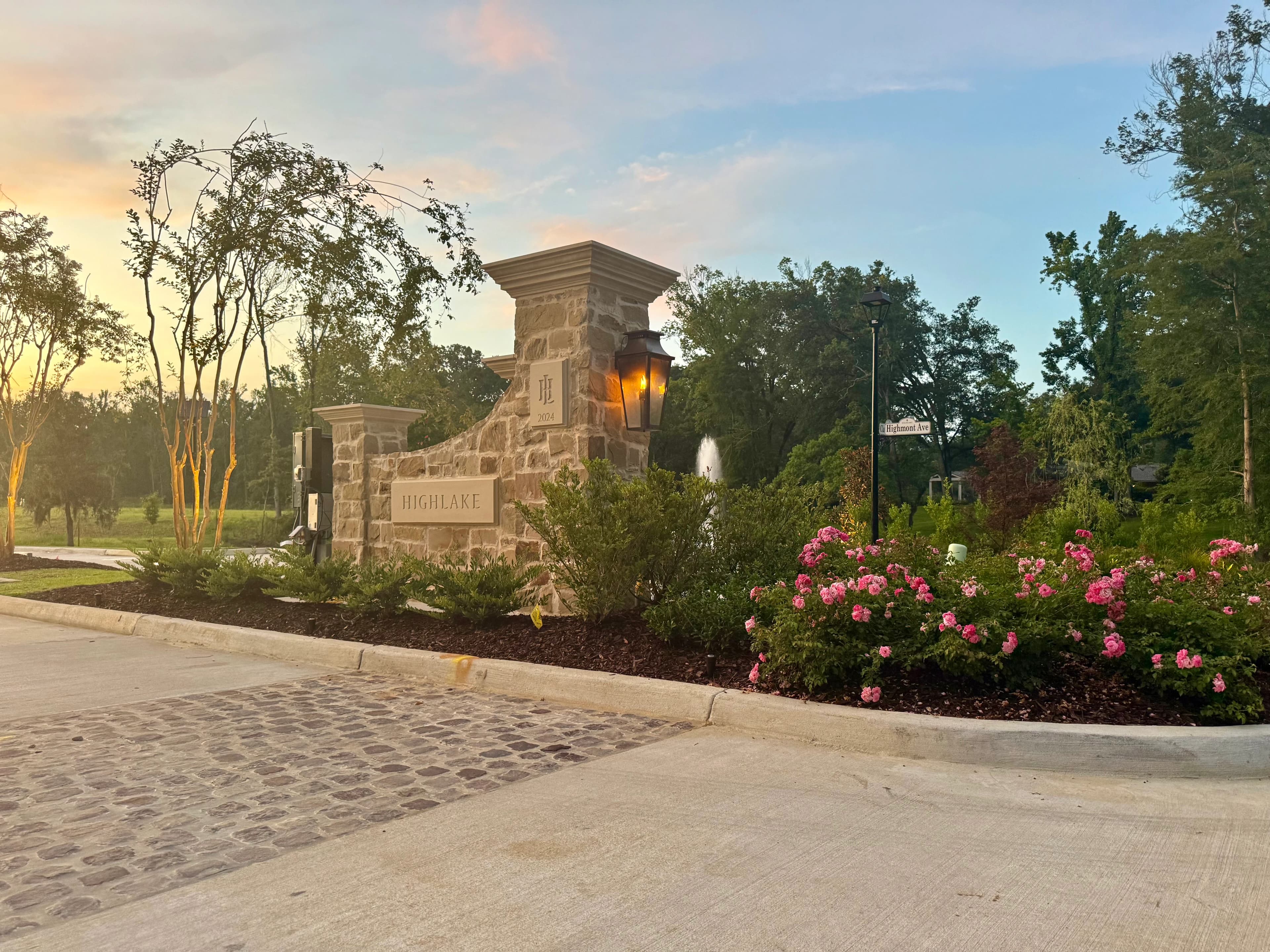 Grand entrance completion